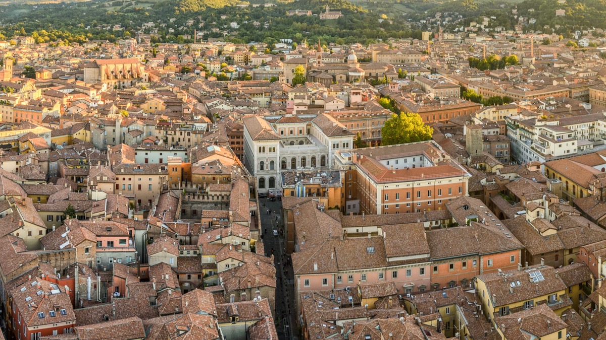 Bilete de avion ieftine București – Bologna